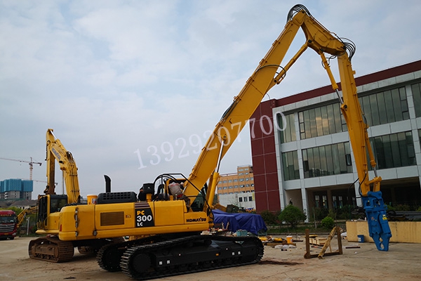 【挖掘機拆樓臂】什么是挖掘機拆樓臂？